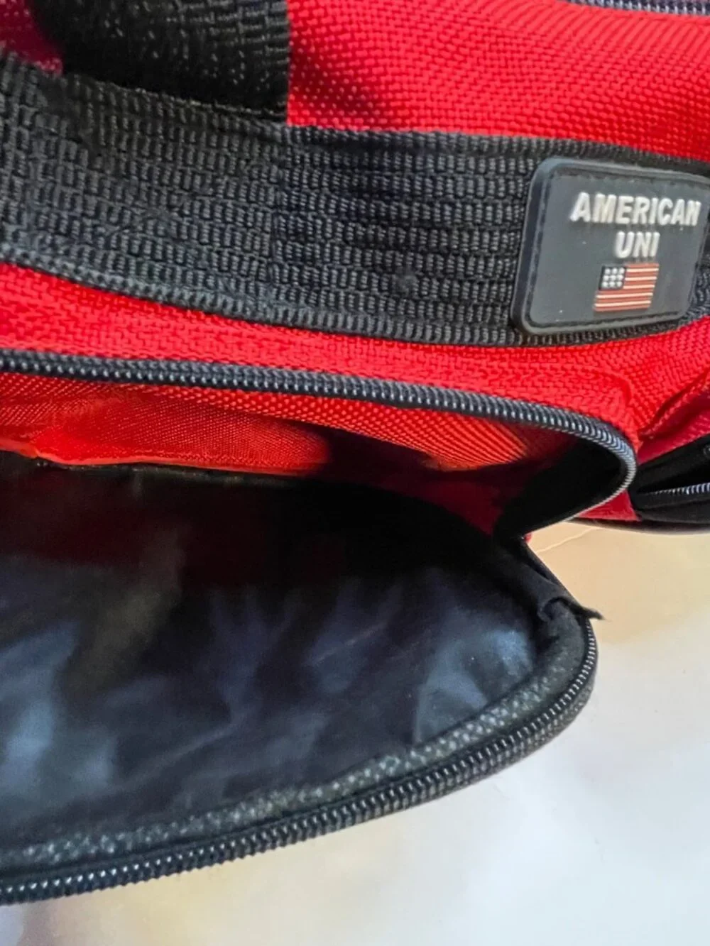 American Uni travel duffle bag 18